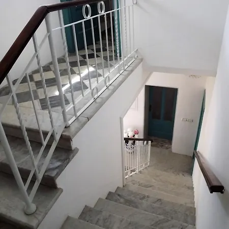 House Capo Santa Chiara * Genoa
