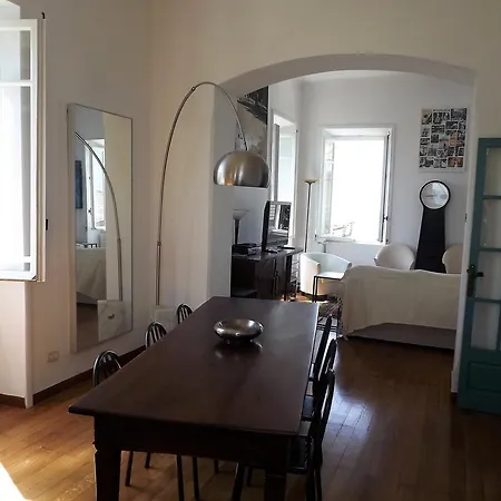 House Capo Santa Chiara Apartment Genoa